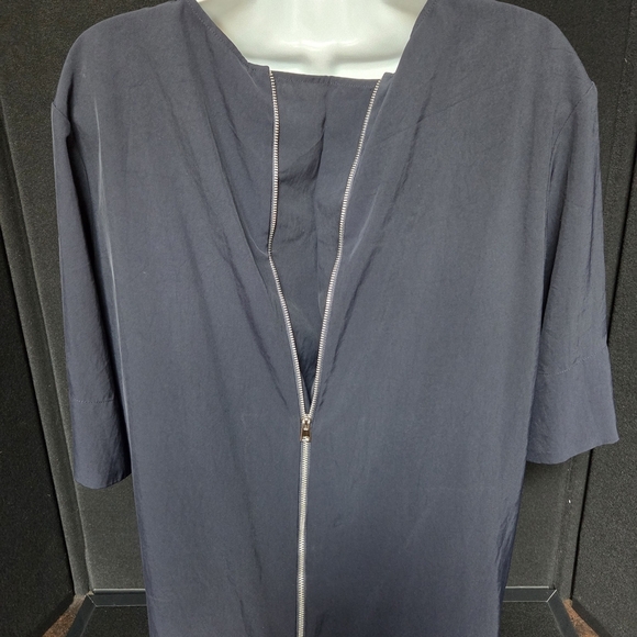 Everlane Tops - Everlane Dark Blue Size 6 Ecofriendly Minimalist
